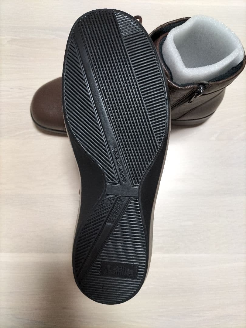 新品アキレスソルボ　ブーツ25cm