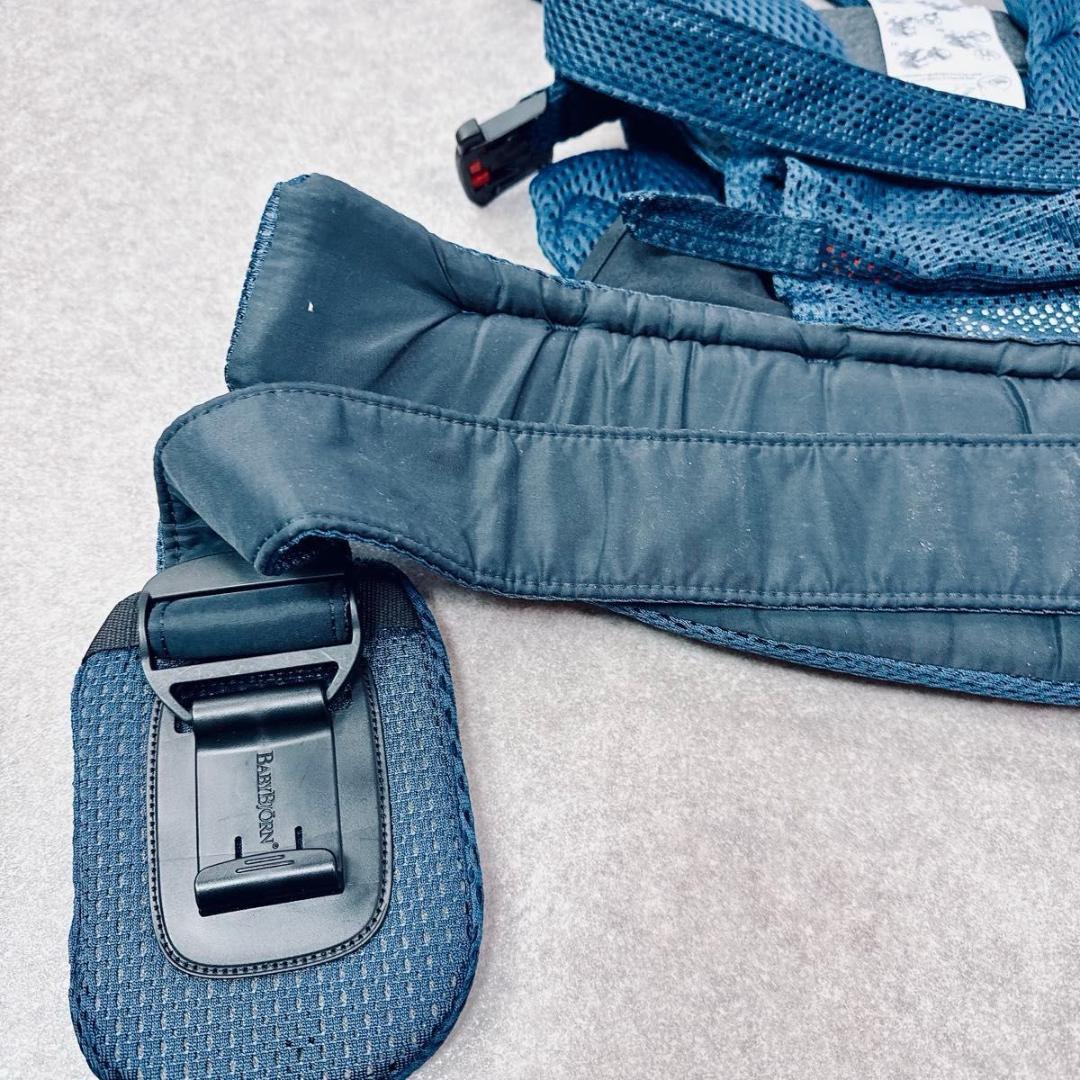 美品 ベビービョルン ハーモニー メッシュ 抱っこ紐 ネイビーブルー