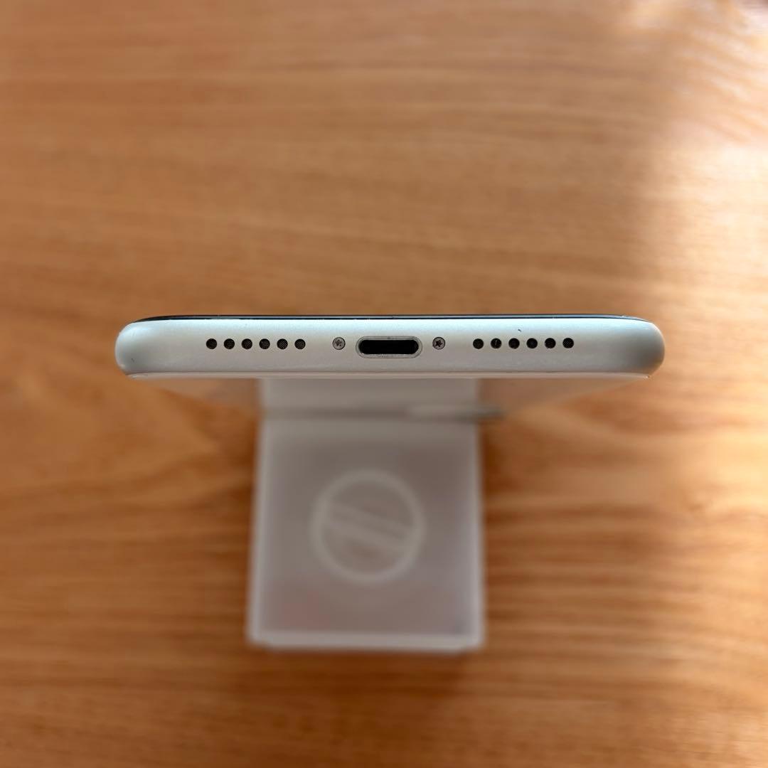 Apple iPhone11 本体 SIMフリー ෆ̈ ホワイト 128GB
