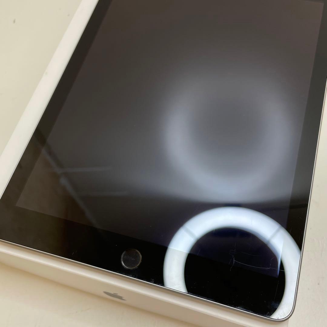 iPad 第6世代 128Gb Wi-fi 94%