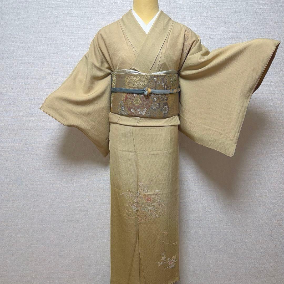 25 付け下げ訪問着フルセット 正絹 ベージュ 薄茶 総刺繍 相良刺繍 暈し染め