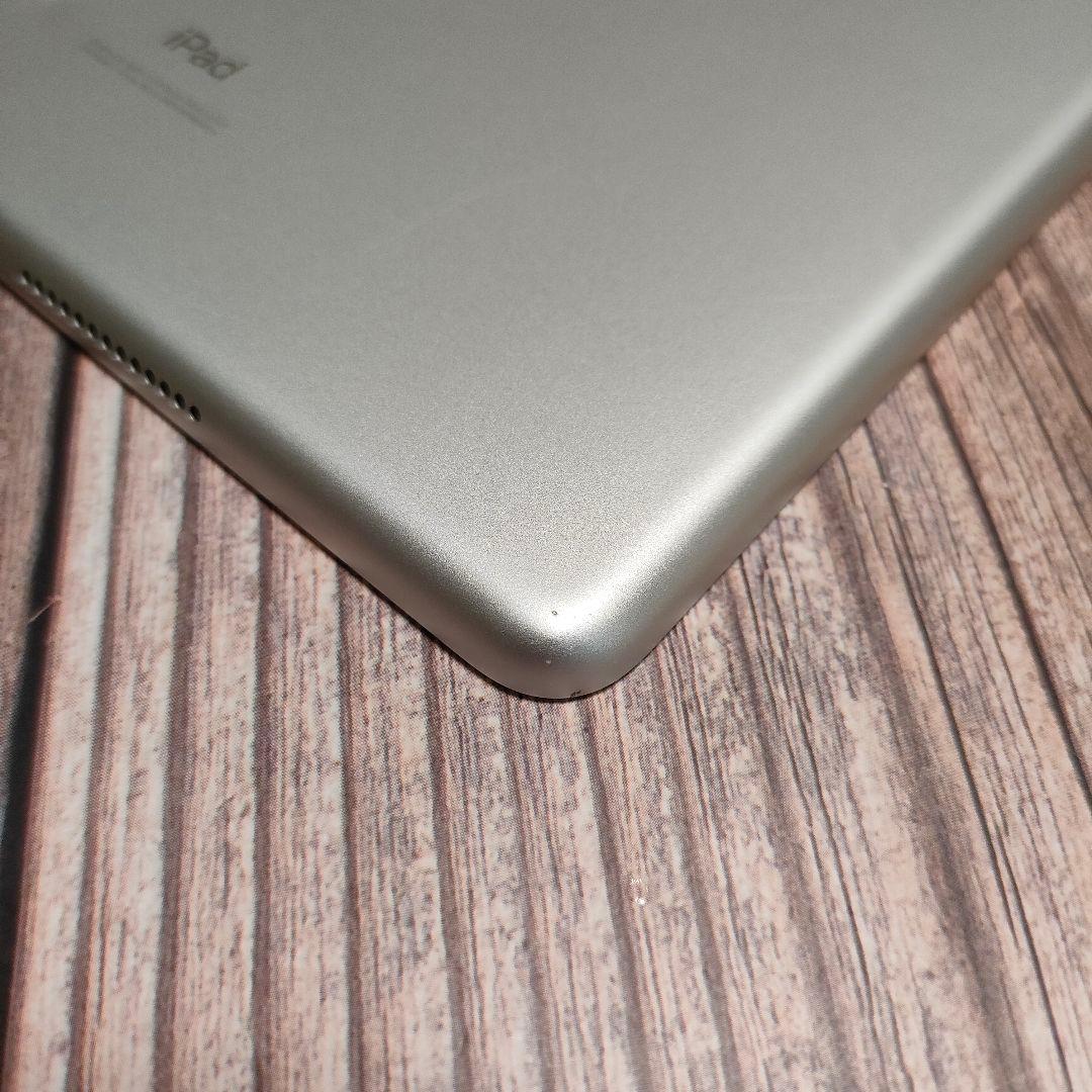 iPad 第7世代 32GB シルバー バッテリー92% 美品