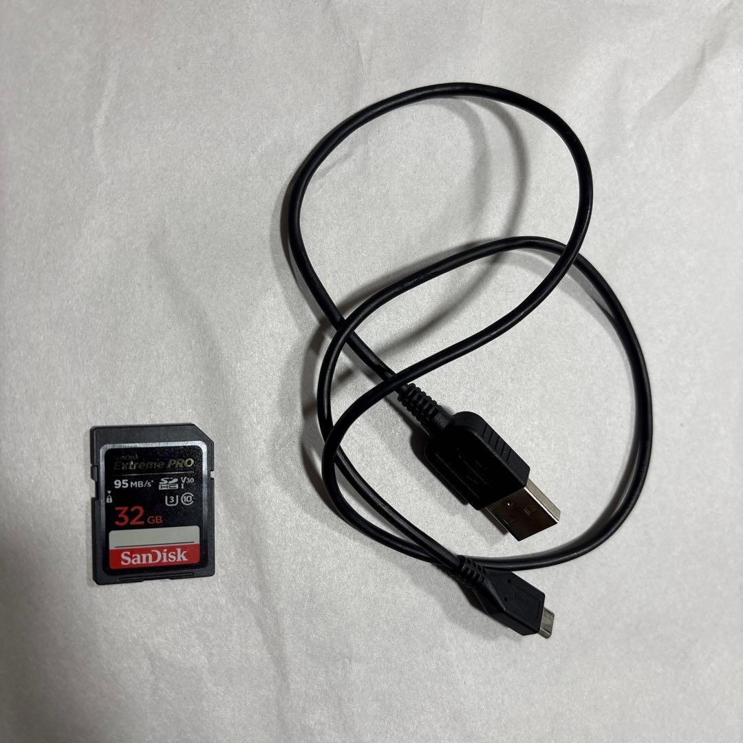 SONY α5100 E 16-50mm レンズ付き