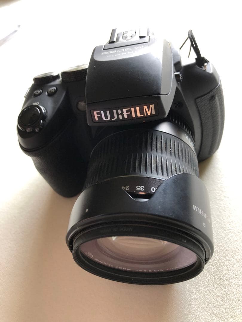 FUJIFILM FinePix HS30EXR 充電器あり