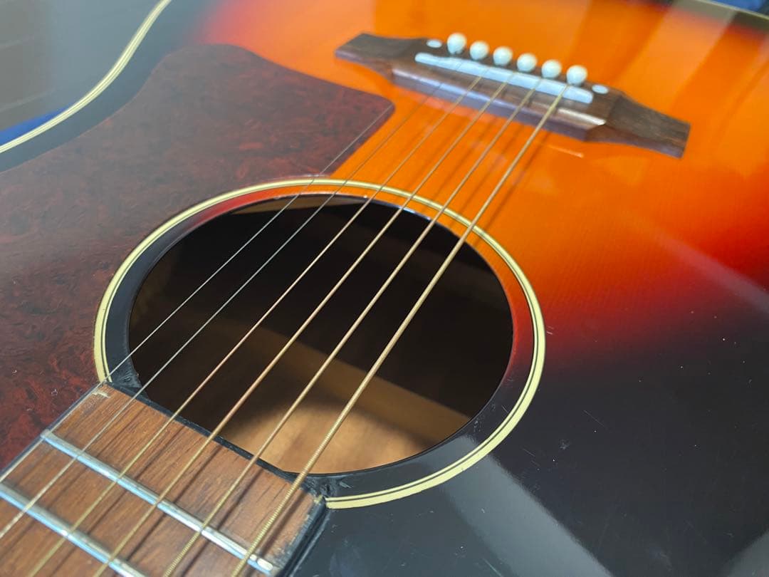 アコースティックギター　unkown