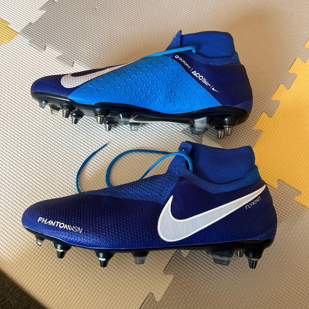 NIKE BY YOUナイキファントムビジョンSG 30cm