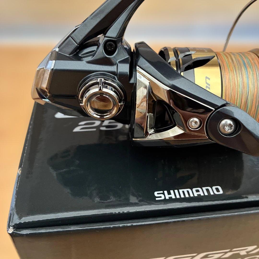 SHIMANO 25ULTEGRA 2500SHG スピニングリール 箱付き