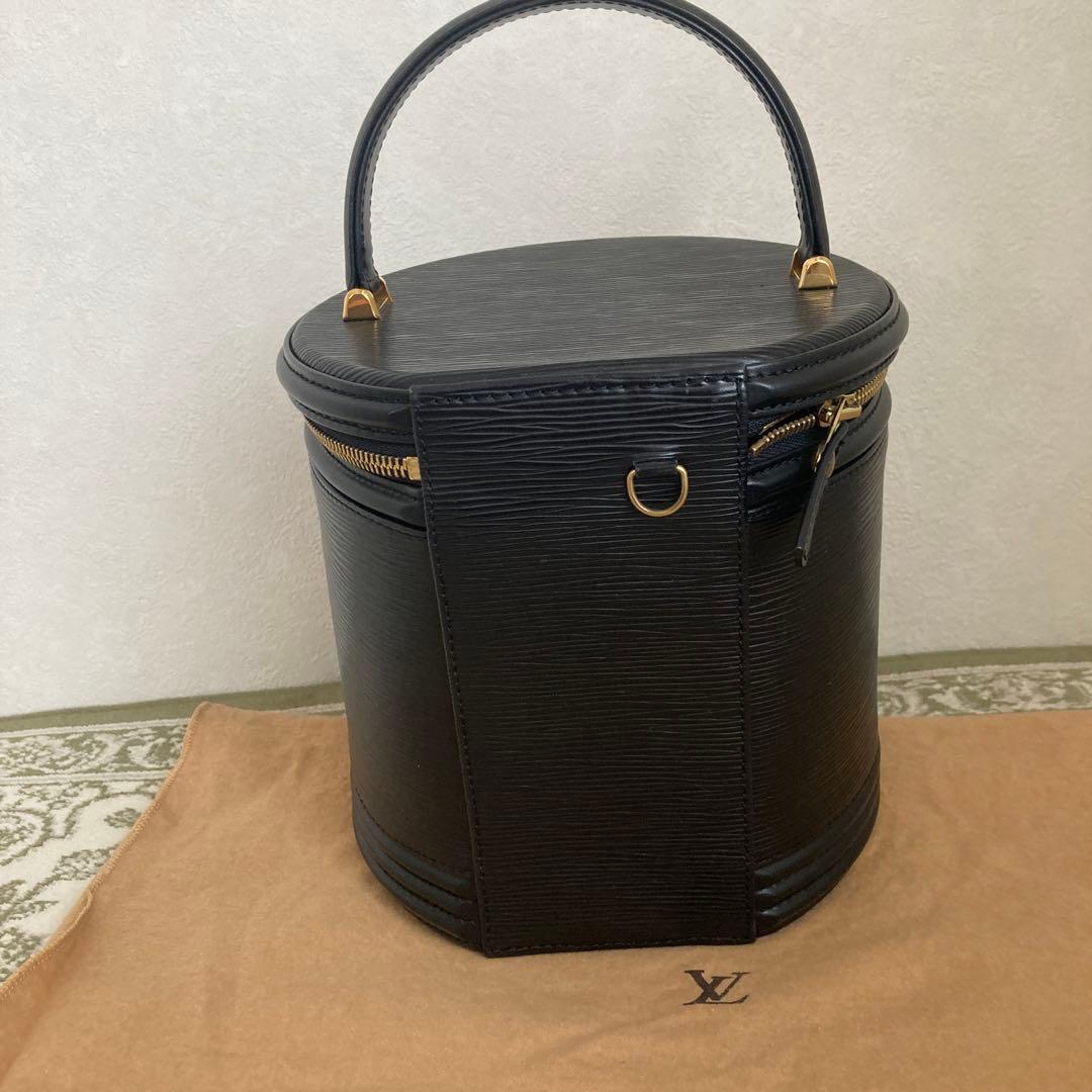 ルイヴィトンLV エピ　カンヌ　ヴァニティバッグ　ハンドバッグ