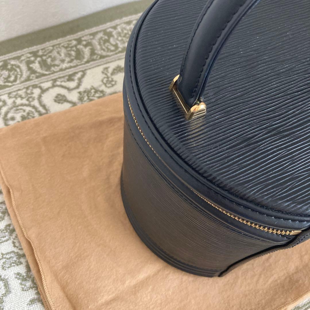 ルイヴィトンLV エピ　カンヌ　ヴァニティバッグ　ハンドバッグ