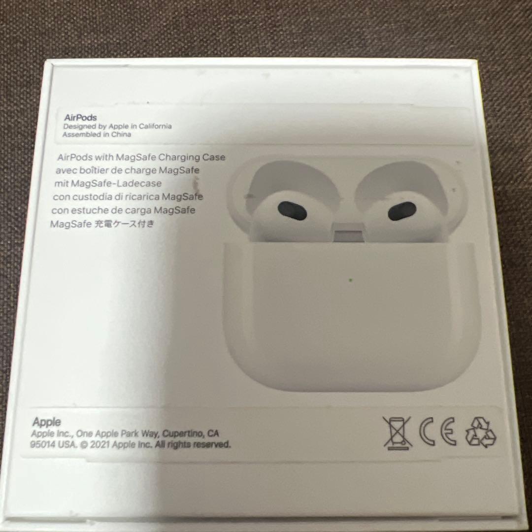 本日限定価格！！　AirPods第3世代　本体 ホワイト 充電ケース付き　箱付き