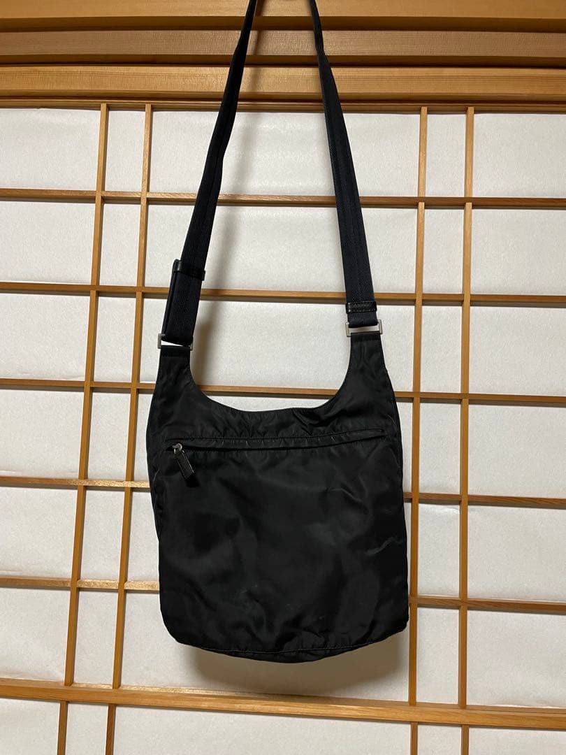 PRADA プラダ　ナイロン　ブラック　ショルダーバッグ