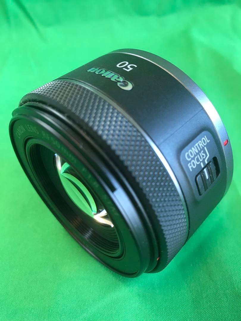 キヤノン　RF50mm f1.8 STM 専用フードES-65B