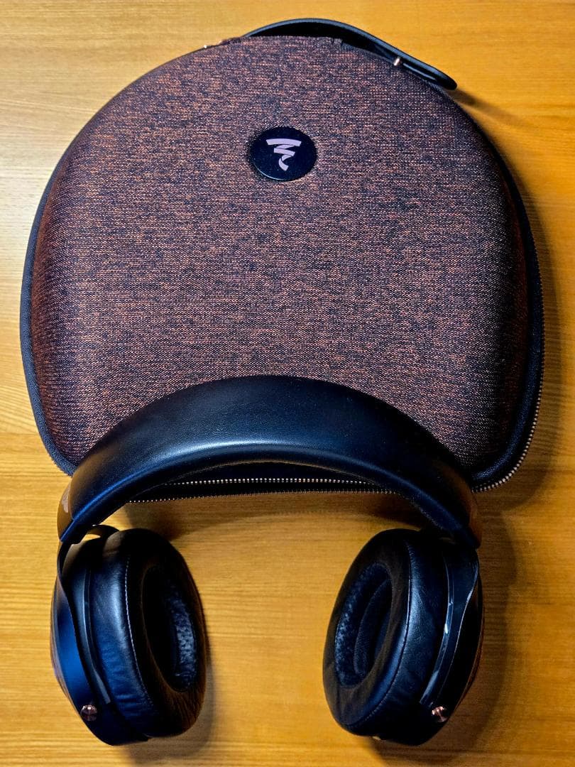 Focal RADIANCE BENTLEY 有線ヘッドホン 密閉型 ベントレー