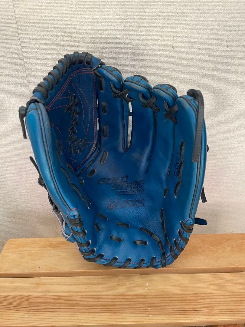 asics GOLDSTAGE 投手用軟式グローブ