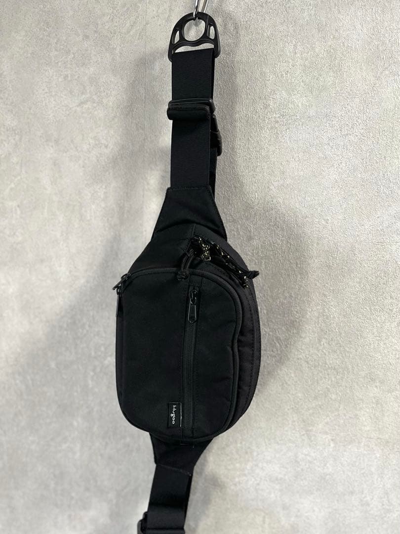 【美品】Hugoo（ハグー）ヒップシートキャリア　黒