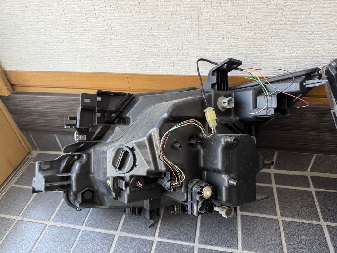 E52中期　ヘッドライト左右　ライダー