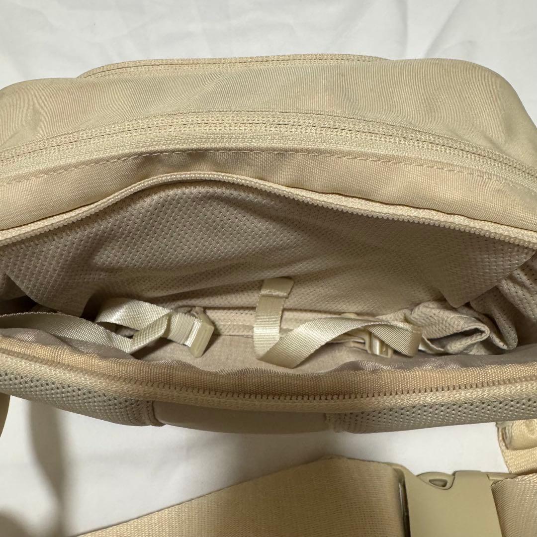 POMULU ポムル 2WAYヒップシートバッグ アイボリー 抱っこ紐ショルダー