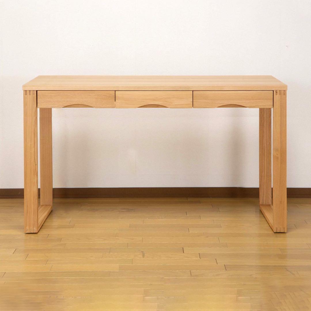 ニトリ タモ突板の木目がうつくしい天然木デスク 奥行45cm 幅120cm