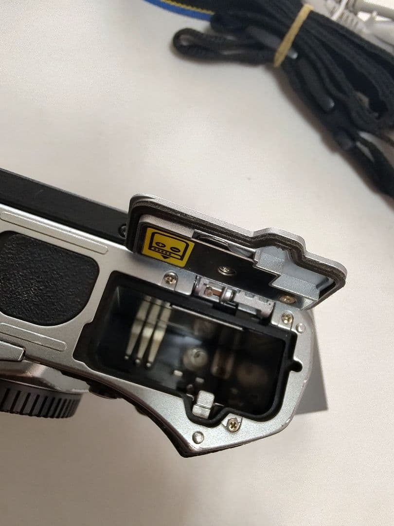 オリンパスE-M5用　カメラグリップとパワーバッテリーホルダーセット