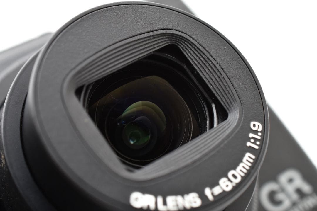 ■ ほぼ新品 ■ リコー　RICOH GR DIGITAL III S数640回