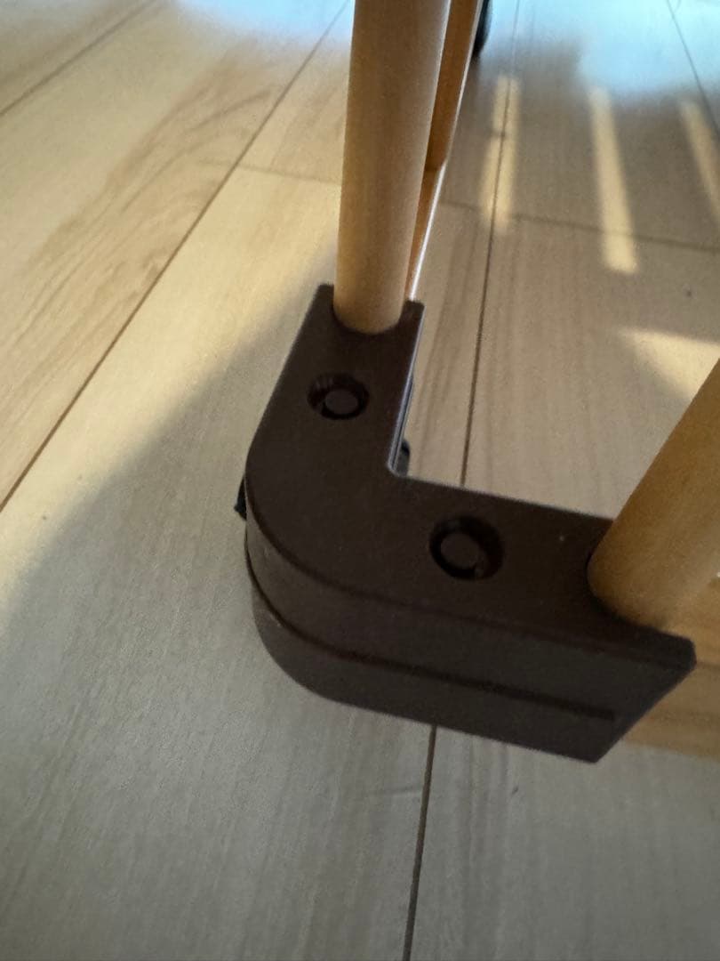 ファルスカ　木製ベビーサークル キャスター付