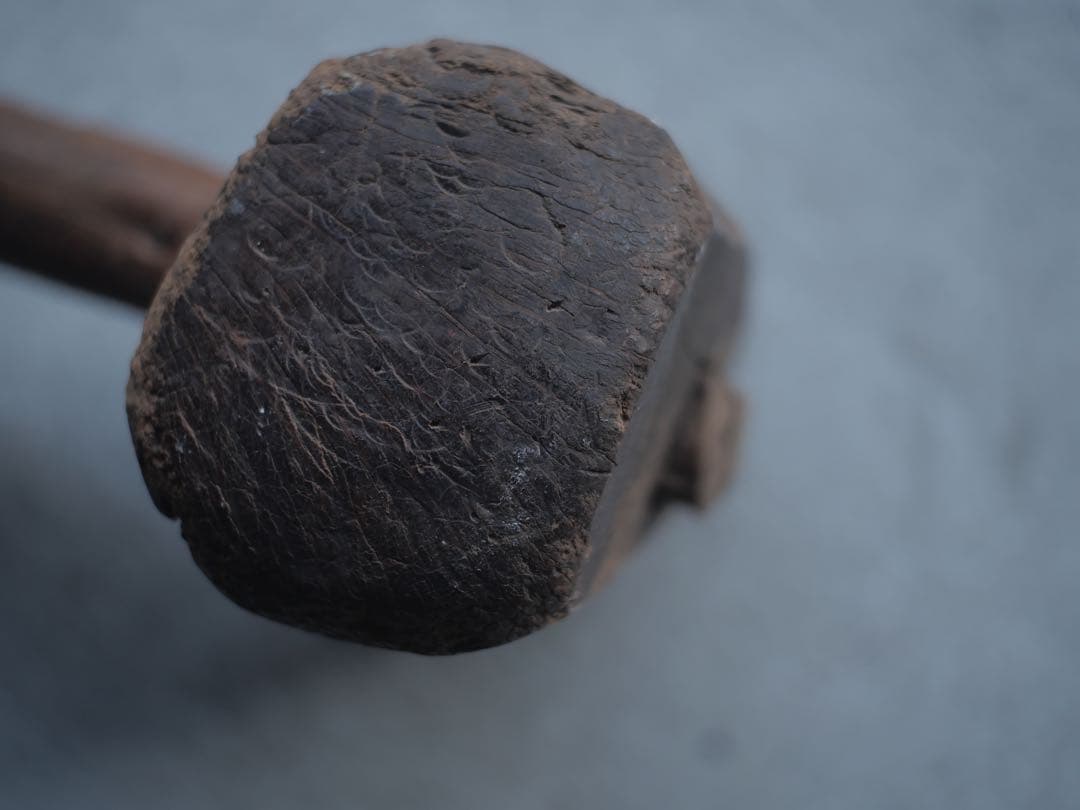 ナラ　木槌　ハンマー　民藝　アート　古家具　古道具　アンティーク　昭和レトロ