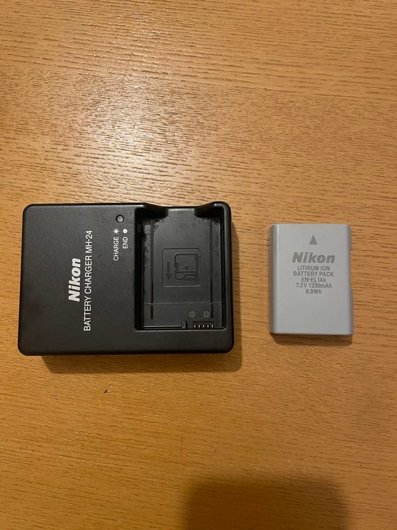 【美品】Nikon D5300 一眼レフカメラ ニコン　TAMRONレンズ付