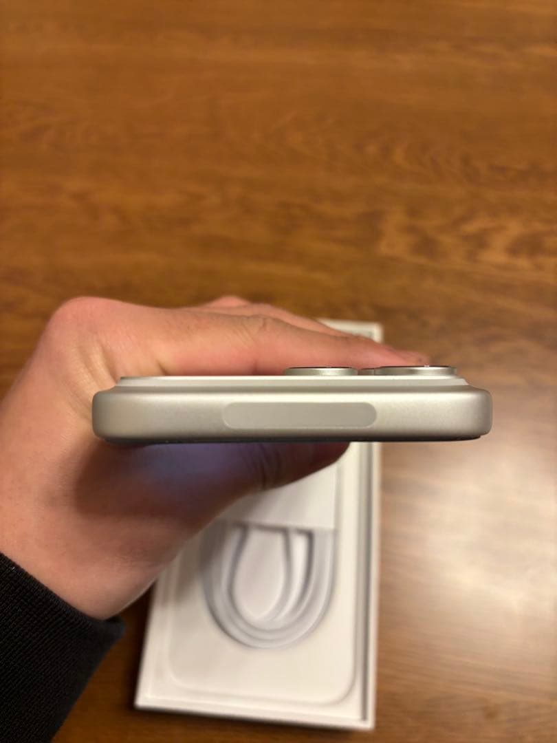 iPhone17ProMax 256GB シルバー　SIMフリー　アクセサリー付