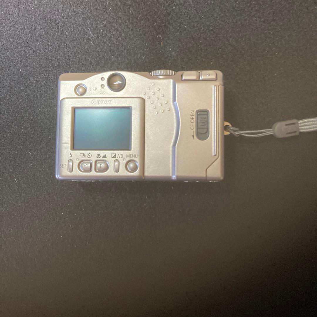 Canon IXUS 100 IS シルバー バッテリーパック付き　　　中古