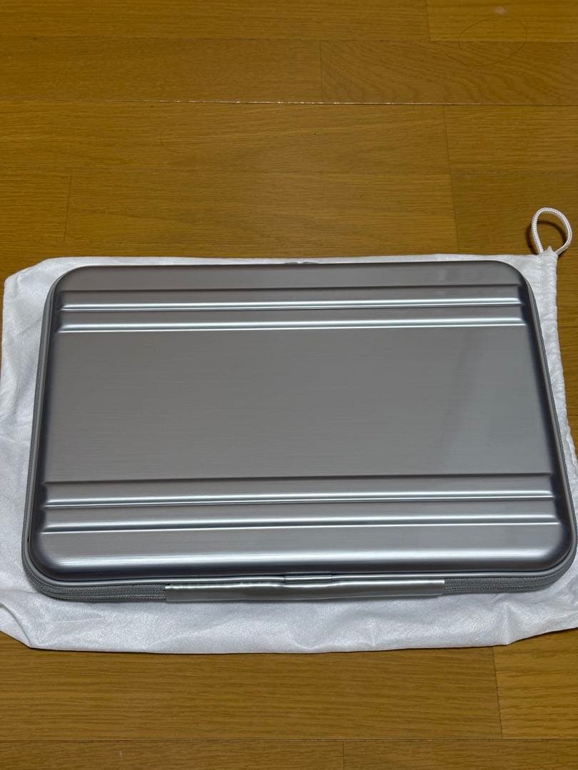 ZERO HALLIBURTON ゼロハリ パソコンケース ポリカ 新品