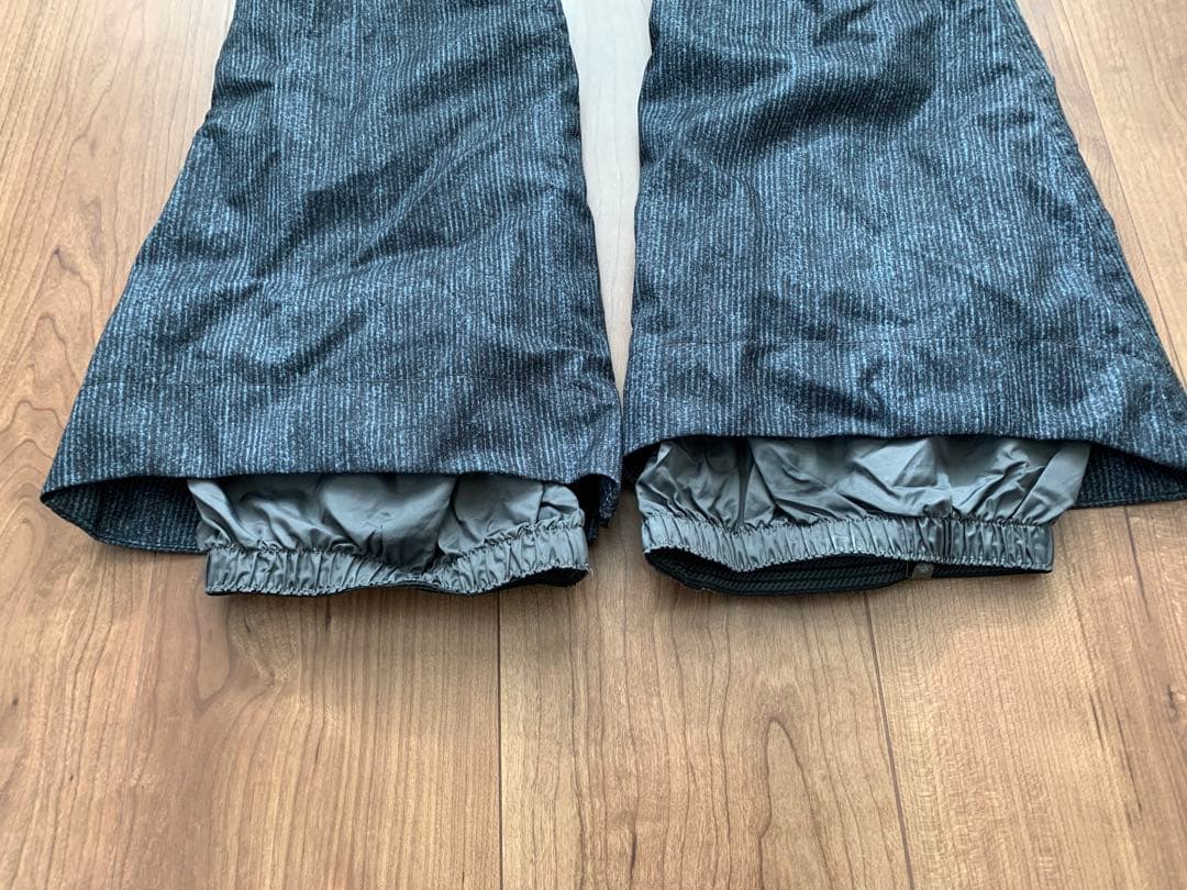 子ども用スノーボードウェアセット　Burton BONFIRE ジュニア