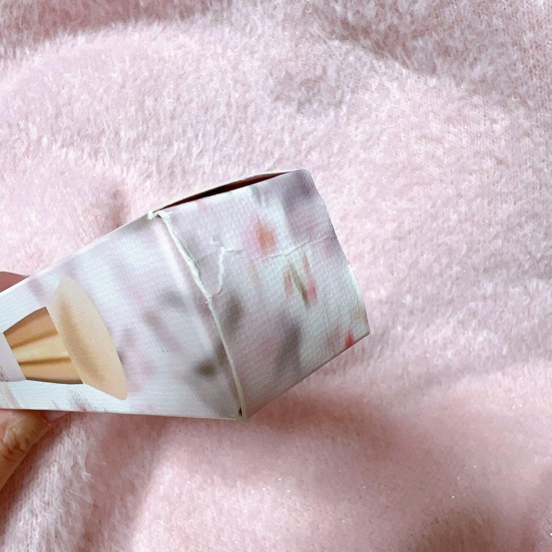 【新春セール】限定 rem beauty×WICKED ウィキッド チークブラシ