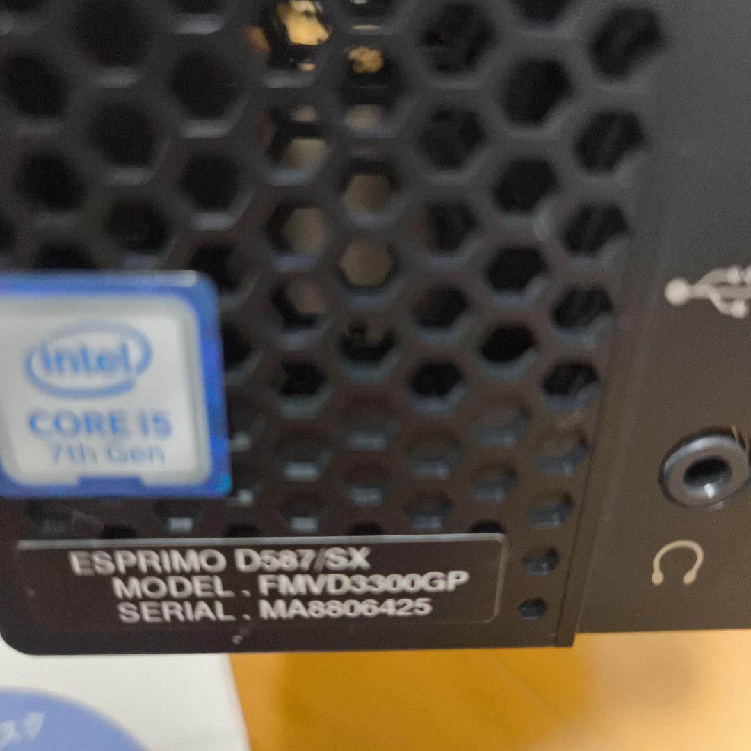 ①【お得品】Fujitsu ESPRIMO D587/SX /Windows11