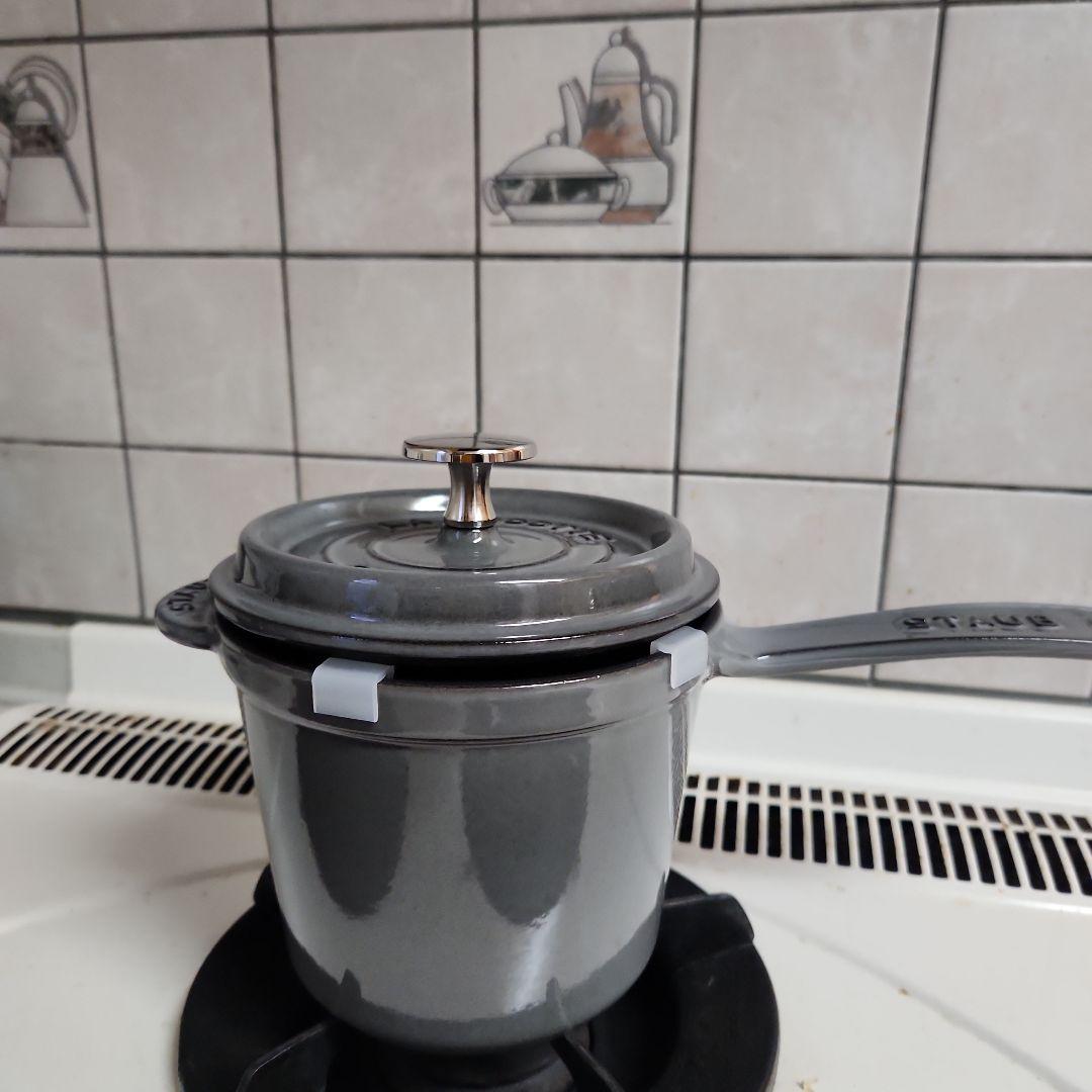 ストウブ　スープポット　グレー新品未使用