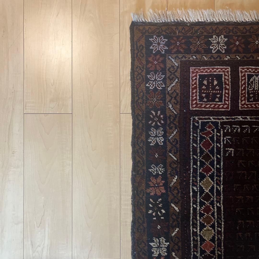 ※机の脚跡あり　ヴィンテージ　ラグ