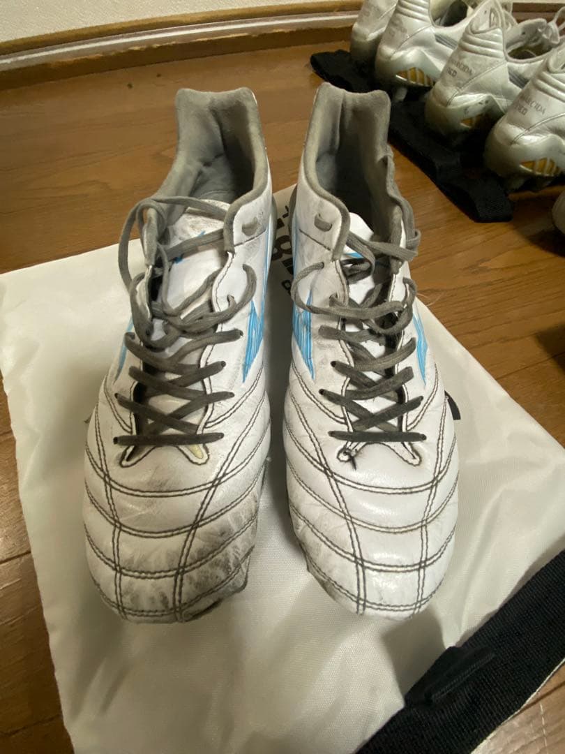 ミズノ　モレリア　まとめ売り