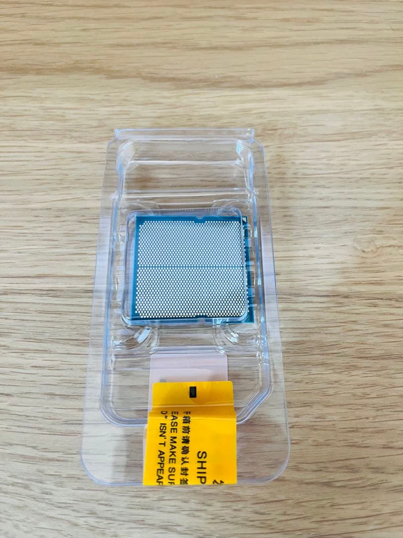 新品　AMD Ryzen 7 9700X 動作保証