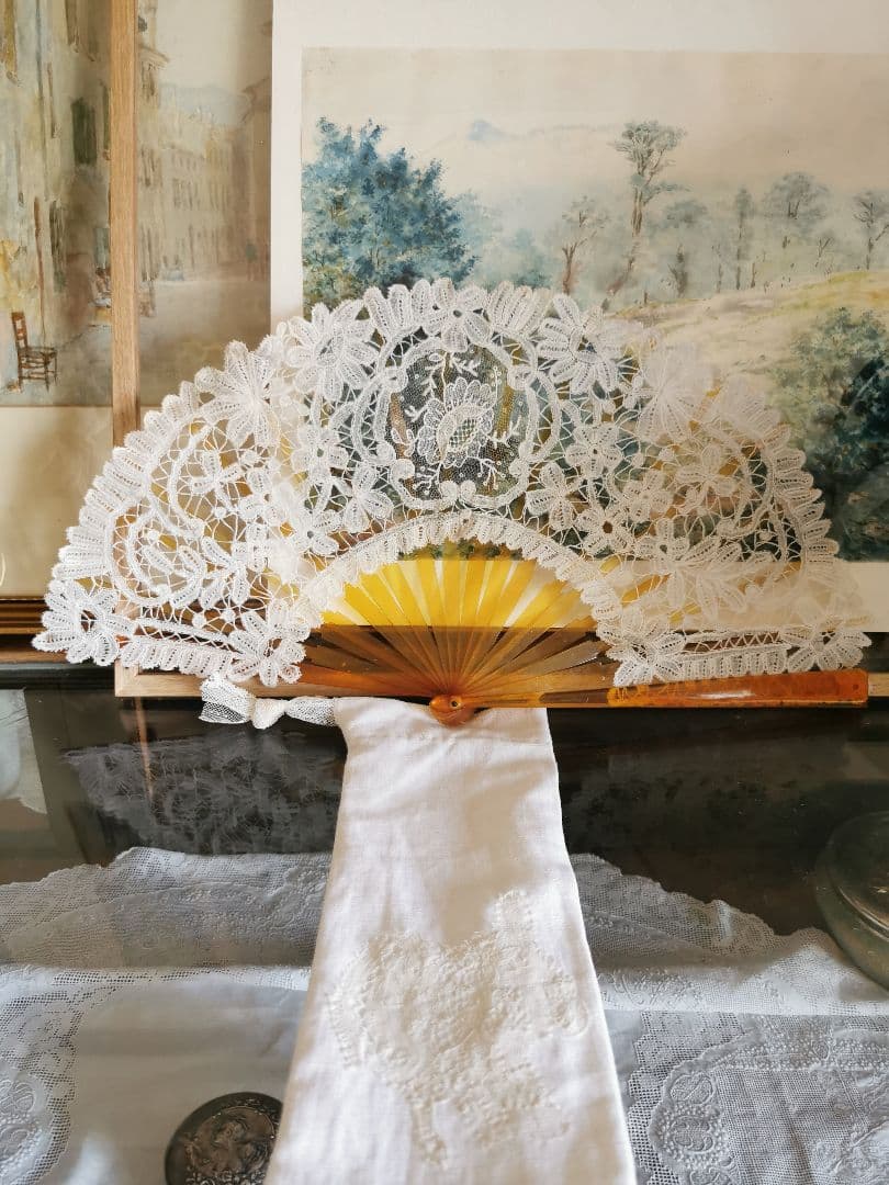 アンティークヴィクトリアンレースファン 琥珀/鼈甲飴色扇 ポワンドローズ ガーズ