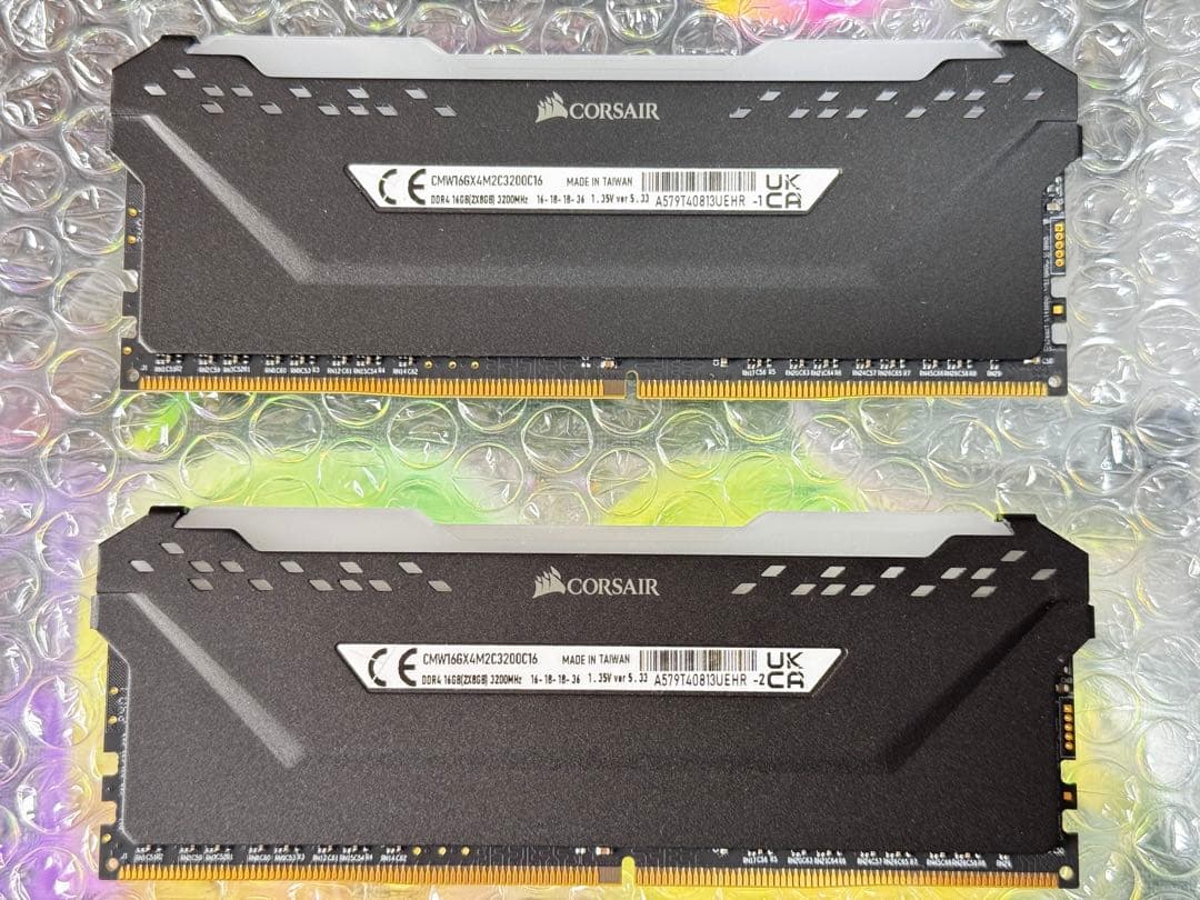 D*送様 Corsair RGBメモリ DDR4 16GB 3200MHz 8G
