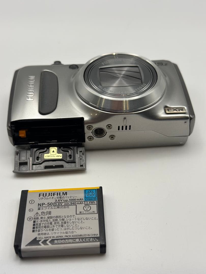 Fujifilm EXR 15x コンパクトデジタルカメラ【動作確認済】