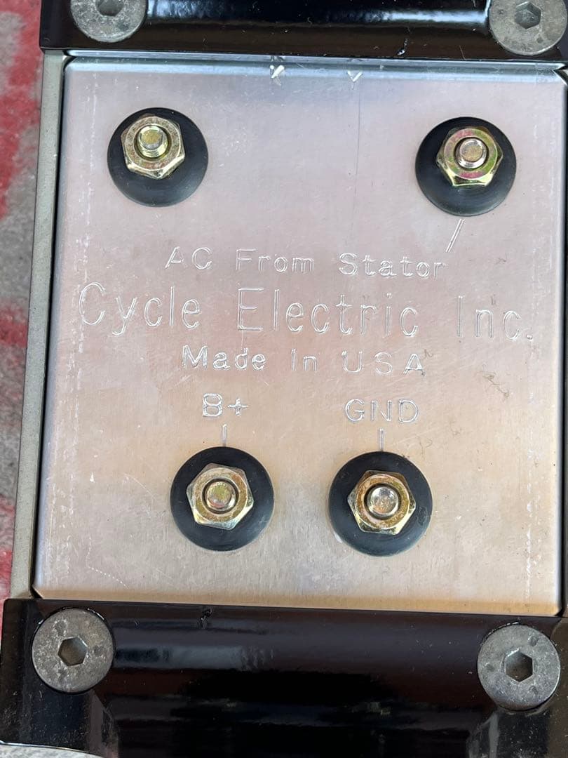 ハーレー　harley レギュレーター FL ツーリング ツアラーモデル