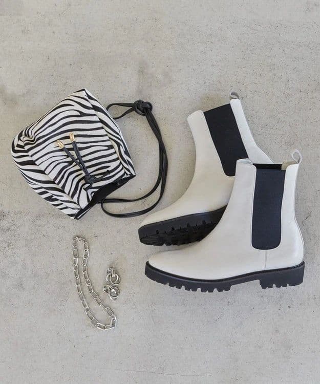 新品◇23区杏さん着用 レザーサイドゴア ブーツ23H アイボリー