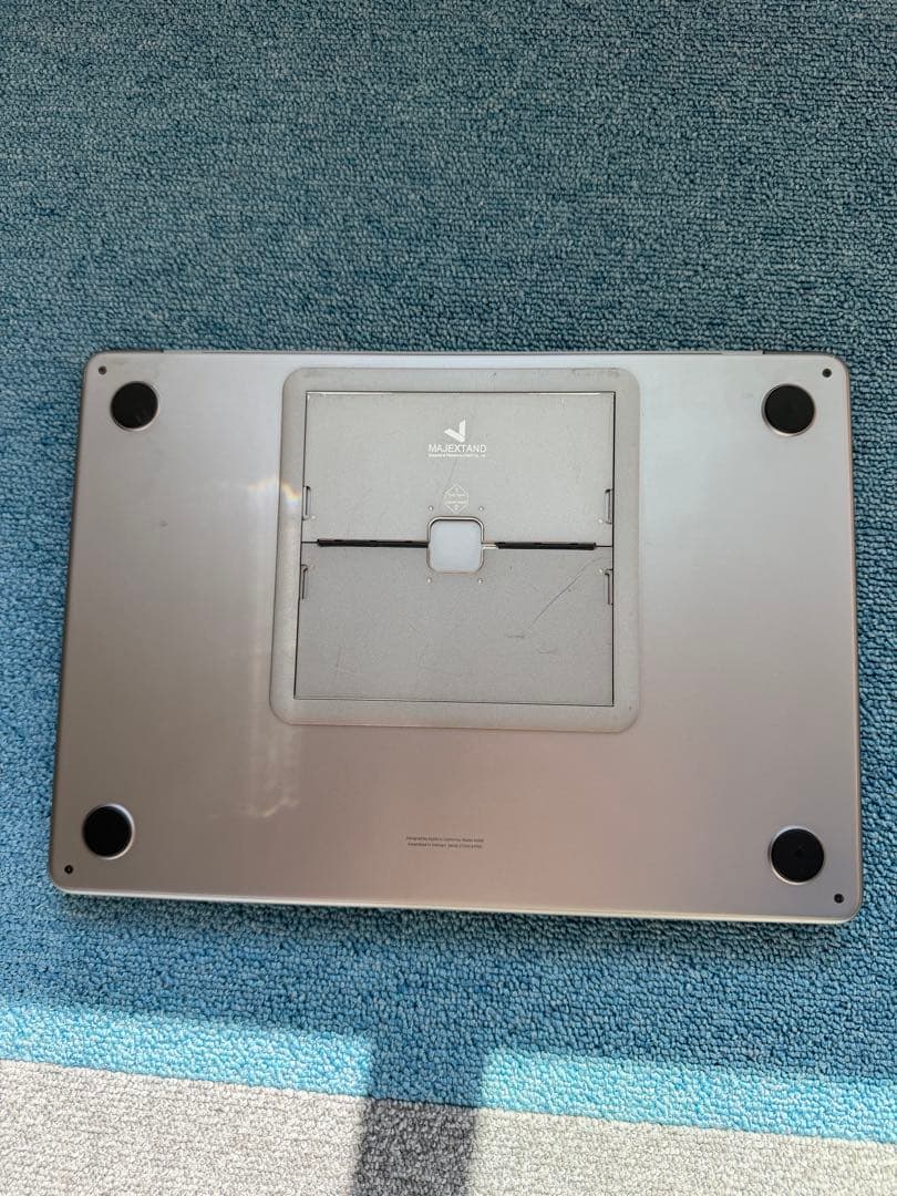 MacBook Air M2 (2022) 本体