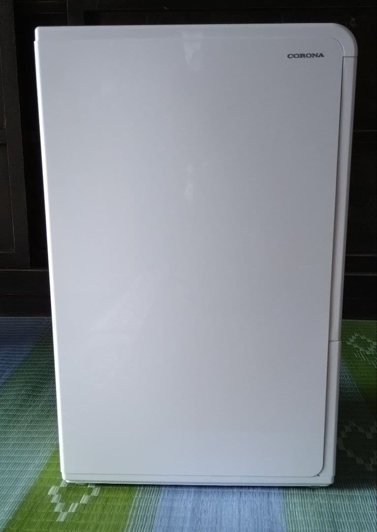 CORONA 衣類乾燥除湿機　CD-H10A ホワイト　2022年製　使用少