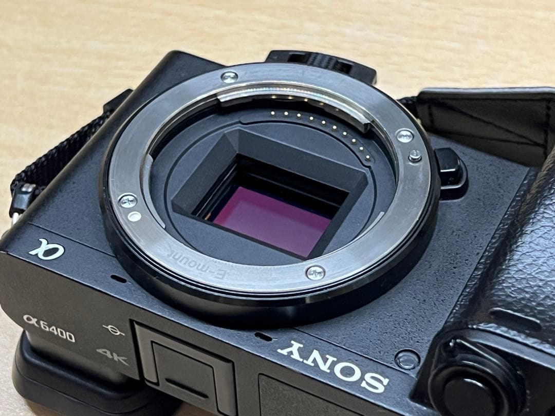 【出品2/8まで】SONY α6400 ミラーレス一眼カメラ