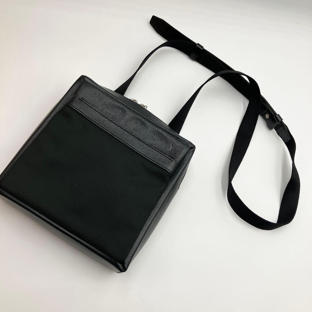 極美品✨ルイヴィトン タイガ サヤン ショルダーバッグ アルドワーズ