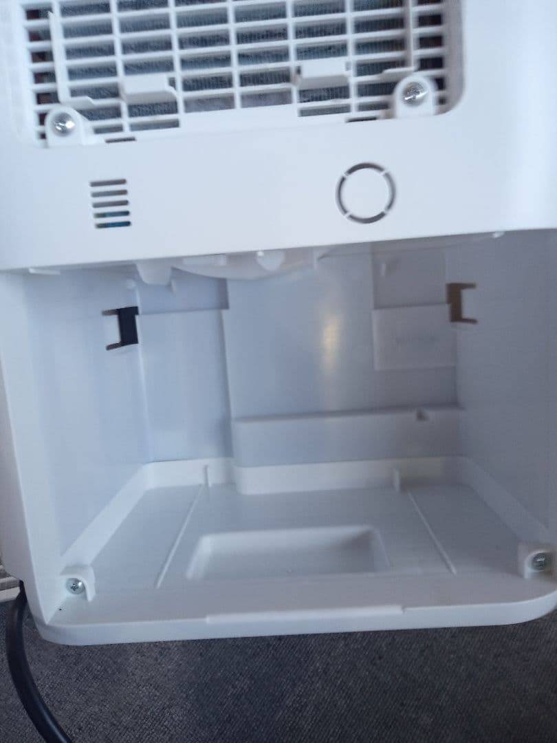 コロナホワイト 除湿機CDSC-H8024X　未清掃