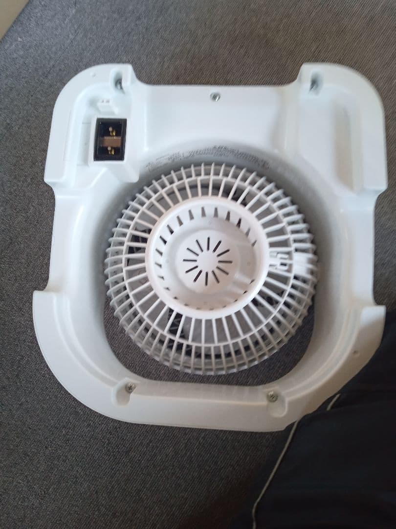 コロナホワイト 除湿機CDSC-H8024X　未清掃