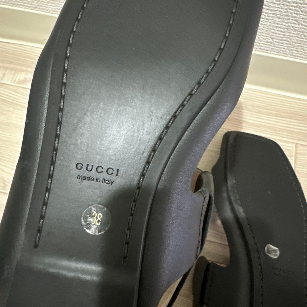 GUCCI ブラック レザー サンダル