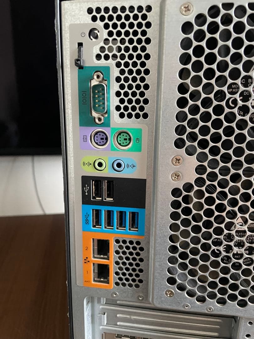 HP Z840 ワークステーション